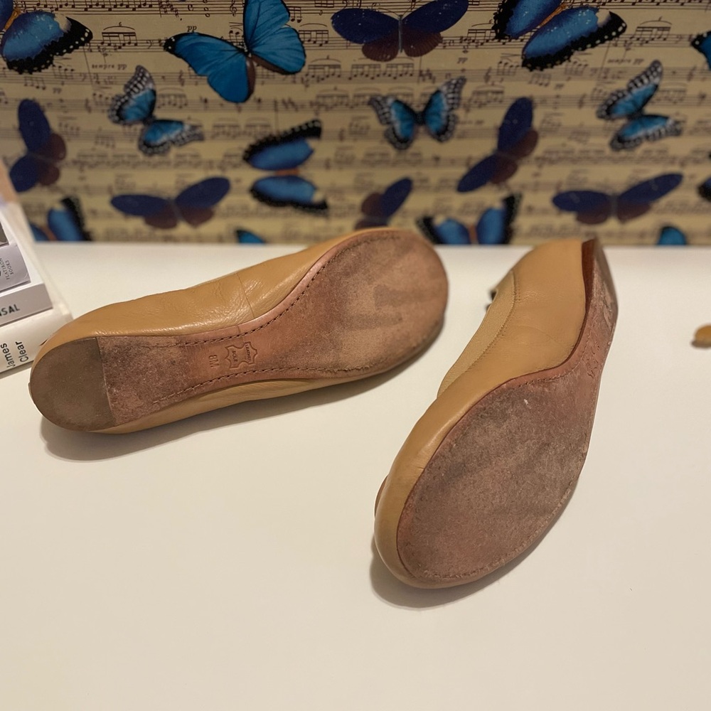 SOLD - Tory Burch Tan Leather Loafers with Medallion - Picture 6 of 10
